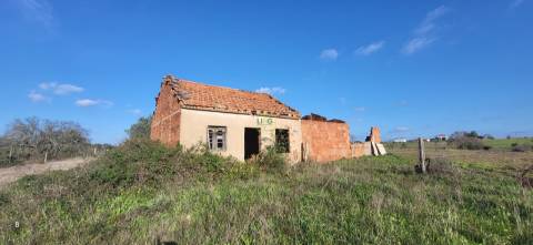 Quinta para venda, na freguesia de Toulões, Idanha-a-Nova