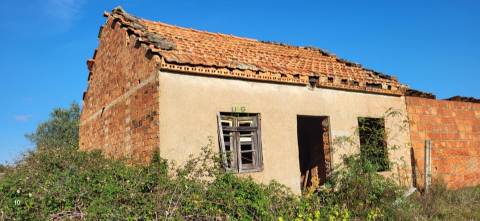 Quinta para venda, na freguesia de Toulões, Idanha-a-Nova