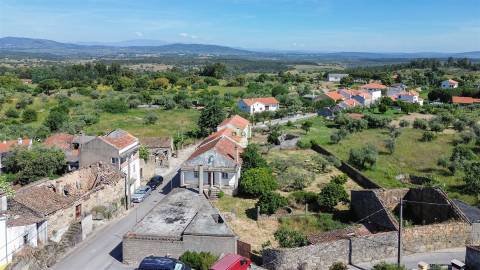 Moradia Rústica T4 em Aldeia de Santa Margarida