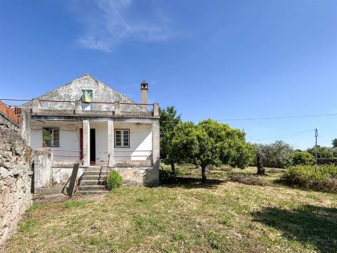 Moradia Rústica T4 em Aldeia de Santa Margarida