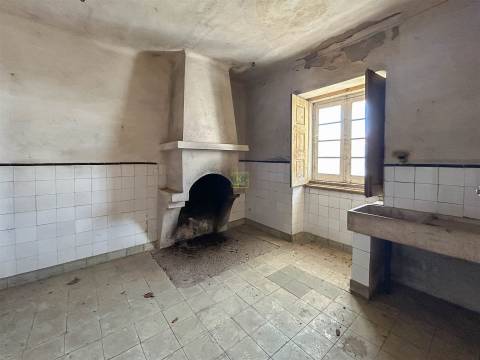 Moradia Rústica T4 em Aldeia de Santa Margarida