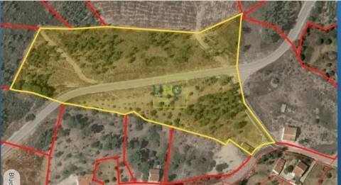 Quinta - 16960m2 com construção rural de 54m2