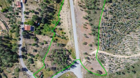 Quinta - 16960m2 com construção rural de 54m2