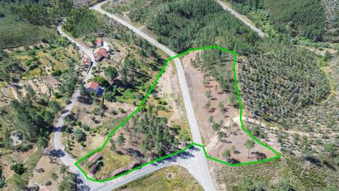 Quinta - 16960m2 com construção rural de 54m2