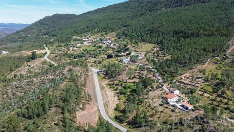 Quinta - 16960m2 com construção rural de 54m2