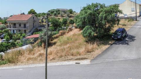 Terreno com Viabilidade de Construção no Sobral do Campo – Viva com Tranquilidade, Perto da Cidade!