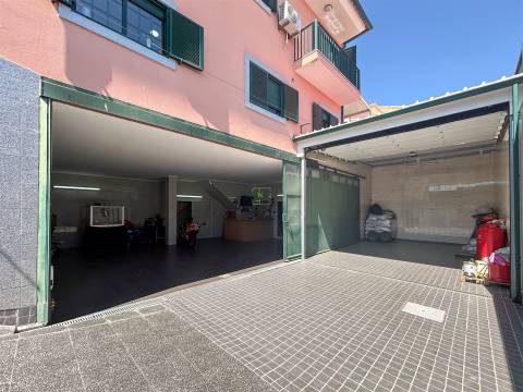 Moradia Geminada V4 em Castelo Branco