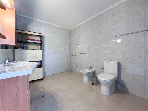 Moradia Geminada V4 em Castelo Branco