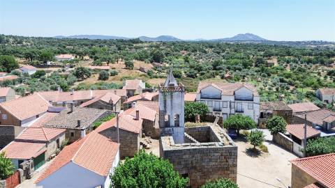 Moradia Geminada para renovar