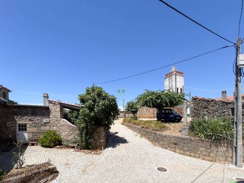 Moradia Geminada para renovar