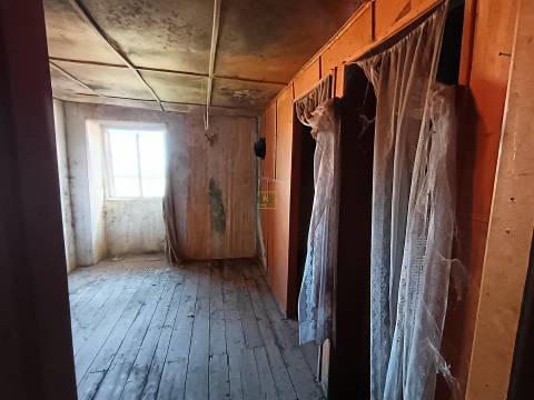 Moradia para restaurar em Bemposta, Penamacor