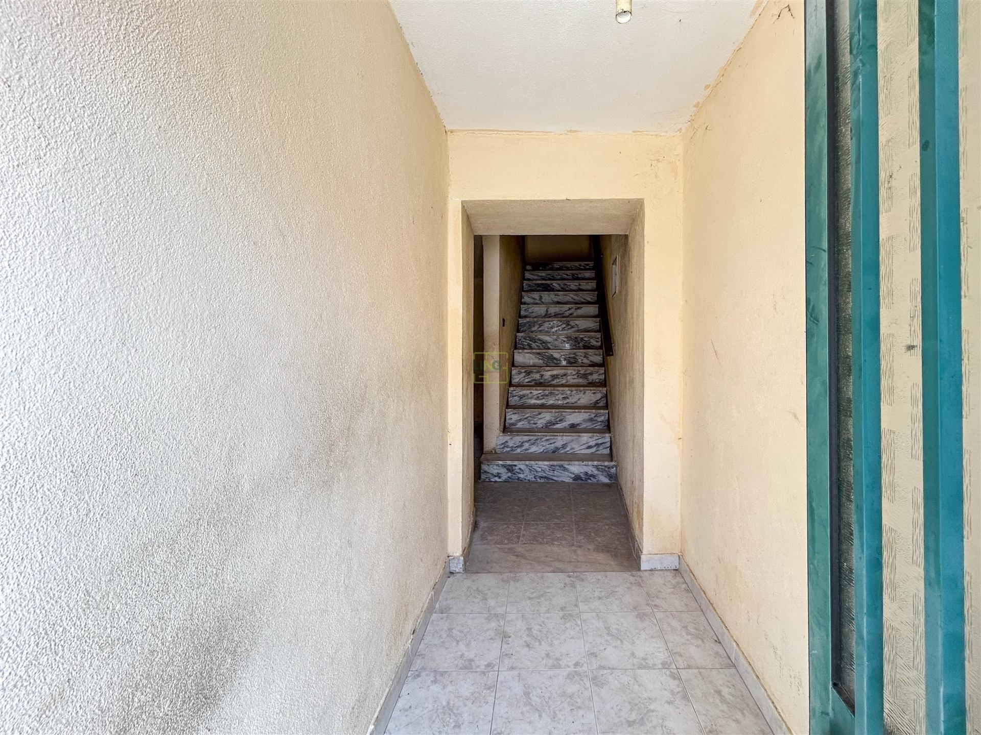 Moradia T4+1 nos Toulões + Terreno com 1050m2
