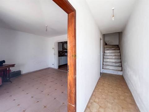 Moradia T3 na Aldeia da Mata – Castelo Branco