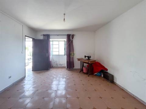 Moradia T3 na Aldeia da Mata – Castelo Branco