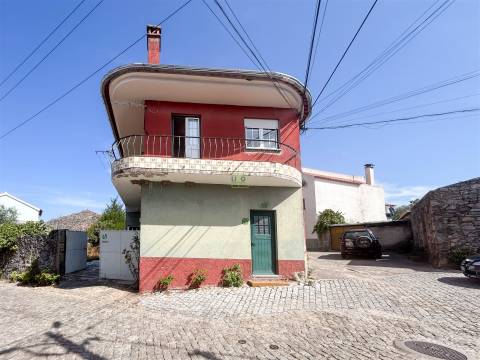 Moradia rústica T1 em Aldeia do Bispo