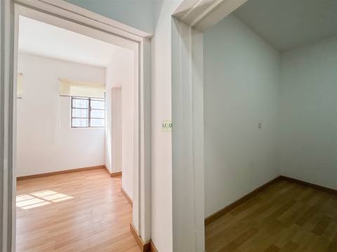 Moradia T2 Venda em Vale de Prazeres e Mata da Rainha,Fundão