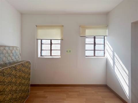 Moradia T2 Venda em Vale de Prazeres e Mata da Rainha,Fundão