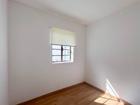 Moradia T2 Venda em Vale de Prazeres e Mata da Rainha,Fundão