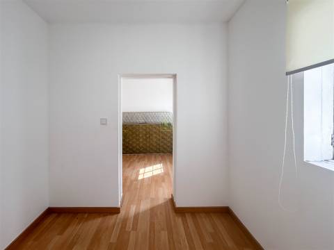 Moradia T2 Venda em Vale de Prazeres e Mata da Rainha,Fundão