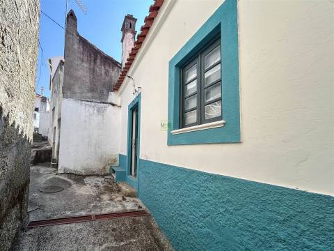 Moradia T2 Venda em Vale de Prazeres e Mata da Rainha,Fundão