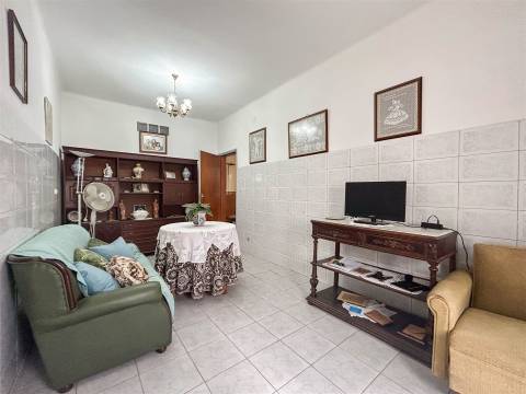 Moradia T6 Venda em Escalos de Cima e Lousa,Castelo Branco