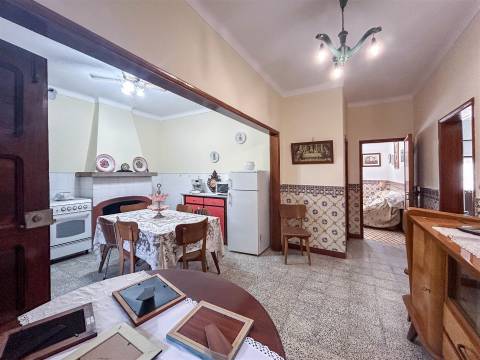 Moradia T6 Venda em Escalos de Cima e Lousa,Castelo Branco