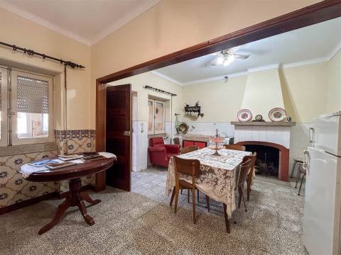 Moradia T6 Venda em Escalos de Cima e Lousa,Castelo Branco