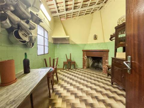 Moradia T6 Venda em Escalos de Cima e Lousa,Castelo Branco