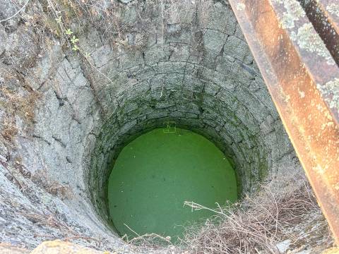 Quinta com Casa em Pedra (Urbana) para reconstruir