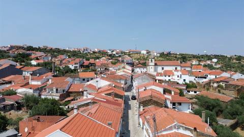 Moradia para Remodelar em Malpica do Tejo