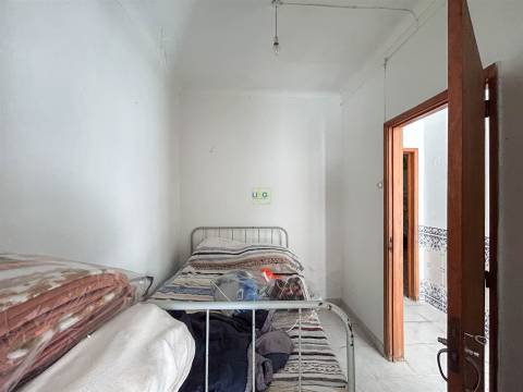 Moradia para Remodelar em Malpica do Tejo