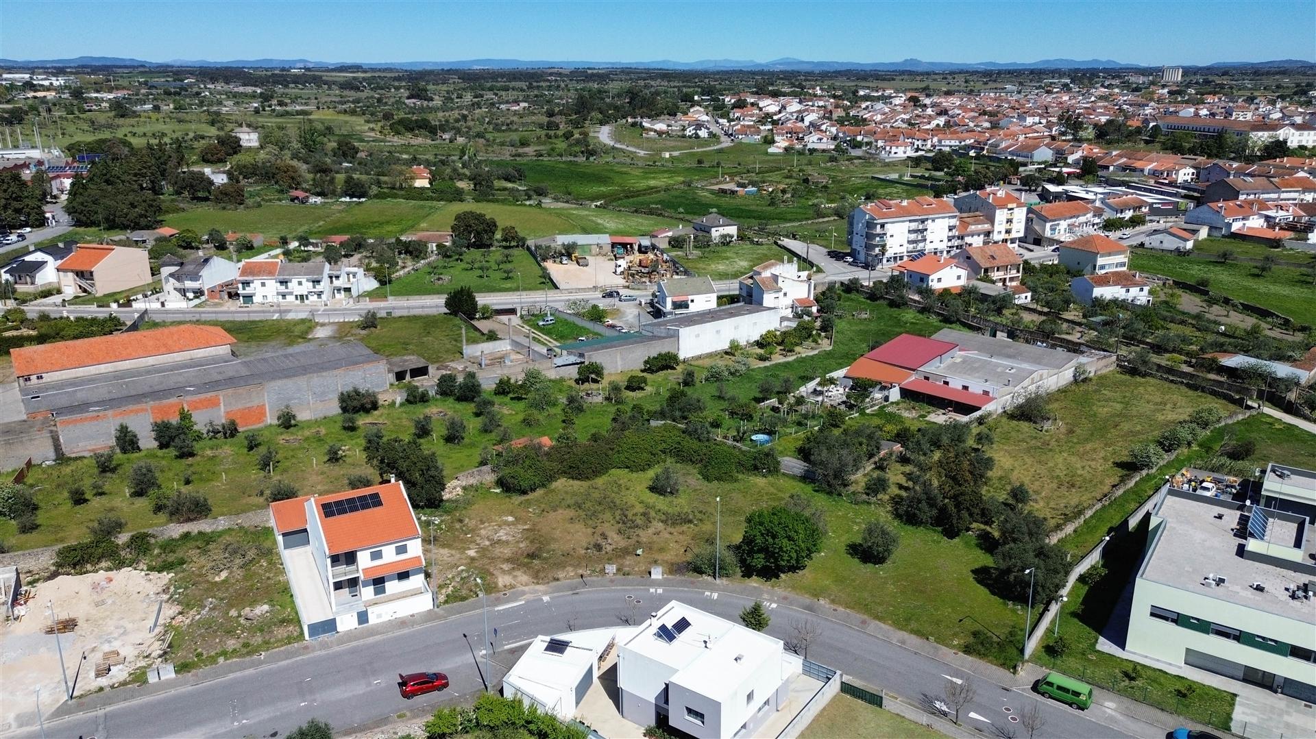 Lote de Terreno para construção de Moradia isolada em Alcains