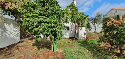 Moradia T3+1 para venda em Estreito, Oleiros