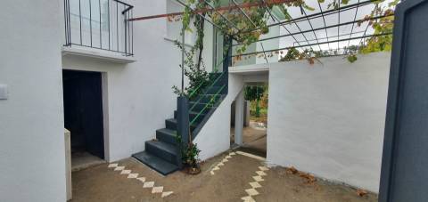 Moradia T3+1 para venda em Estreito, Oleiros