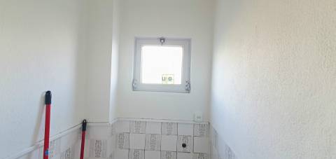 Apartamento T3 com varanda e sótão, em Castelo Branco