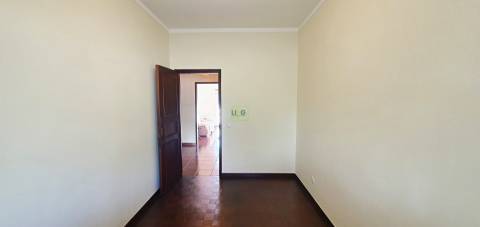 Apartamento T3 com varanda e sótão, em Castelo Branco
