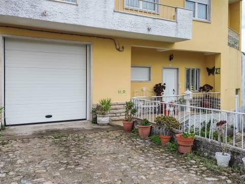 Moradia T4 na Soalheira