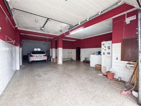 Moradia T4 na Soalheira