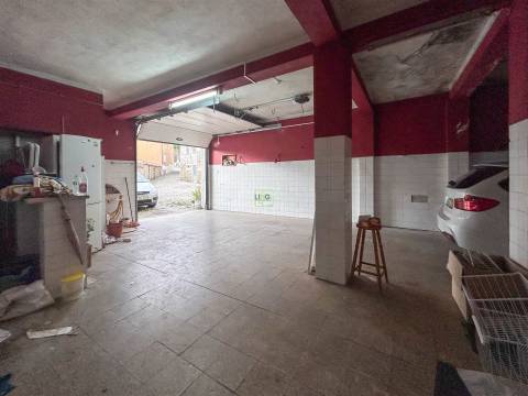 Moradia T4 na Soalheira