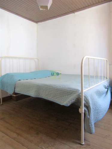 Moradia remodelada na Lousa,