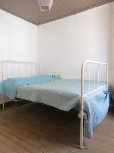 Moradia remodelada na Lousa,