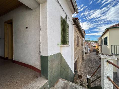 Moradia T2 em Aranhas