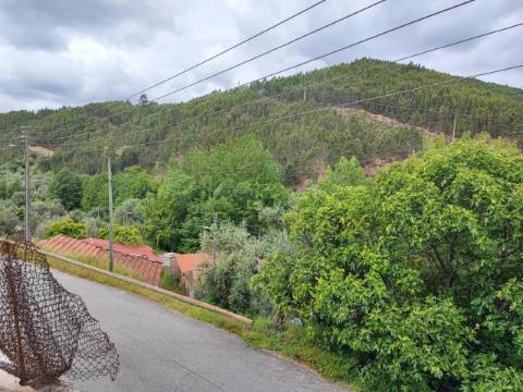 Moradia Devoluta T8 Venda em Sobreira Formosa e Alvito da Beira,Proença-a-Nova