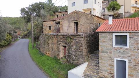 Moradia Devoluta T8 Venda em Sobreira Formosa e Alvito da Beira,Proença-a-Nova