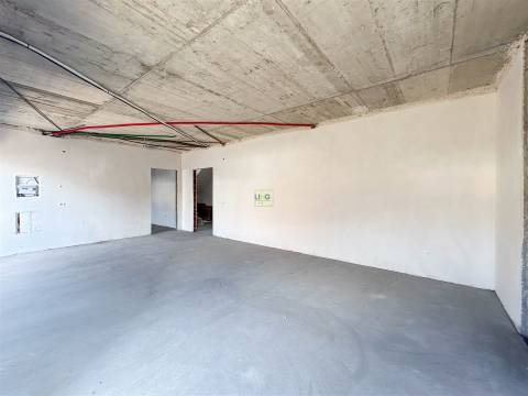 Moradia Isolada V4, no Bairro da Carapalha, cidade de Castelo Branco