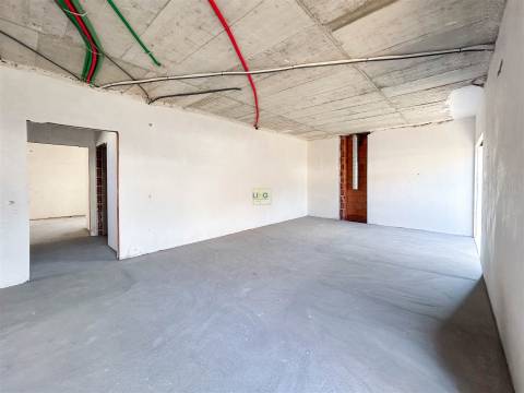 Moradia Isolada V4, no Bairro da Carapalha, cidade de Castelo Branco