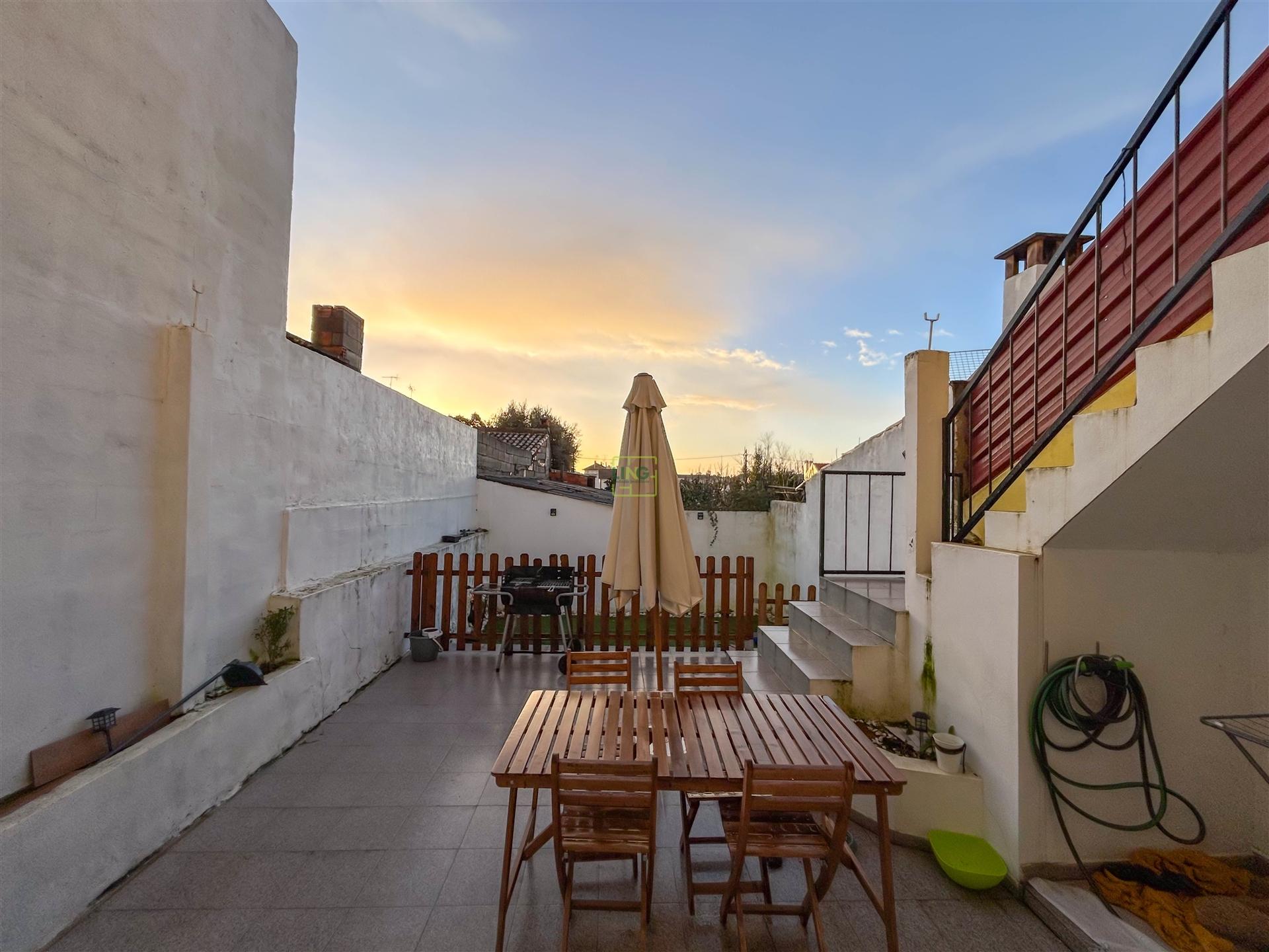 Moradia T2 + 1, em Alcains, a 7 minutos de Castelo Branco