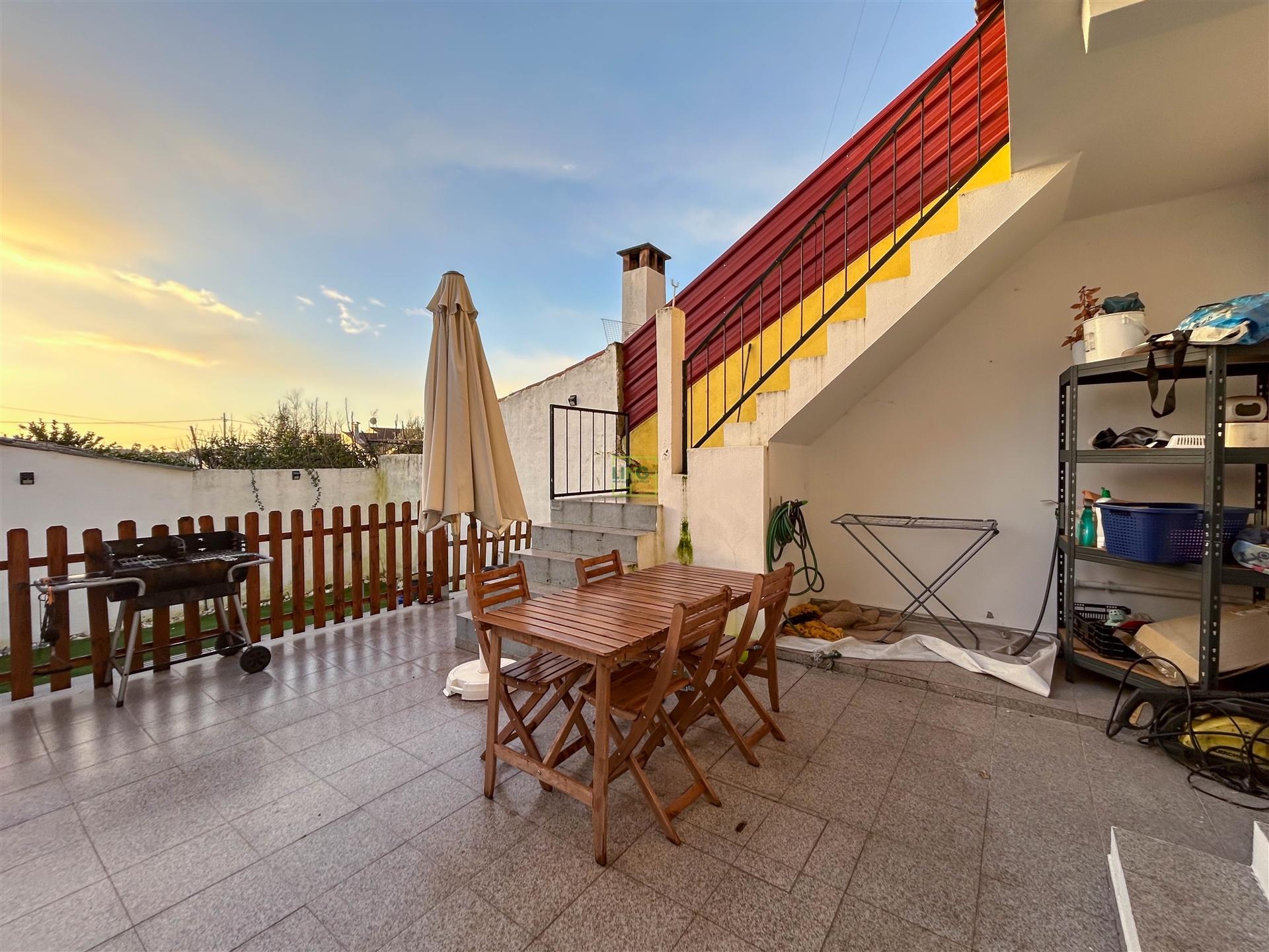 Moradia T2 + 1, em Alcains, a 7 minutos de Castelo Branco