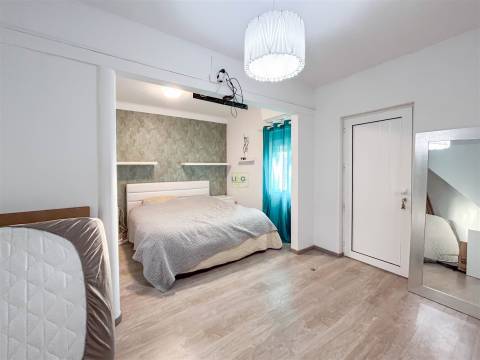 Moradia T2 + 1, em Alcains, a 7 minutos de Castelo Branco