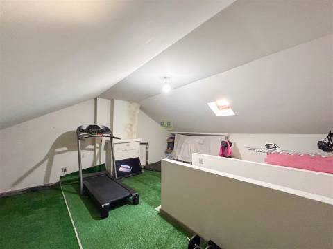 Moradia T2 + 1, em Alcains, a 7 minutos de Castelo Branco